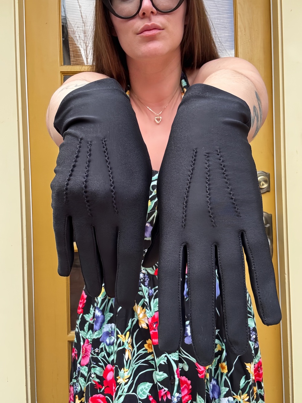 60s Vintage Black Short Gloves